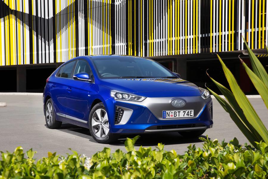  Hyundai IONIQ electric (AE) 2018 года  (AU) (фото 14 из 40)